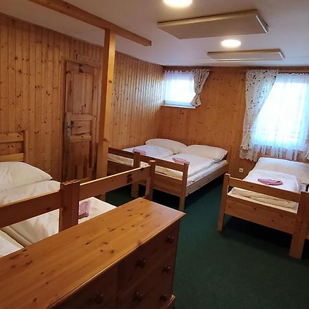 Penzion U Rybnika Mariánská Exteriör bild
