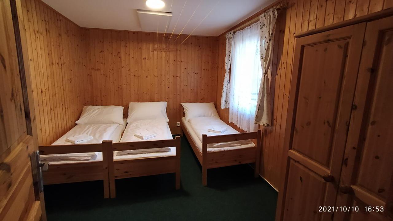 Penzion U Rybnika Mariánská Exteriör bild