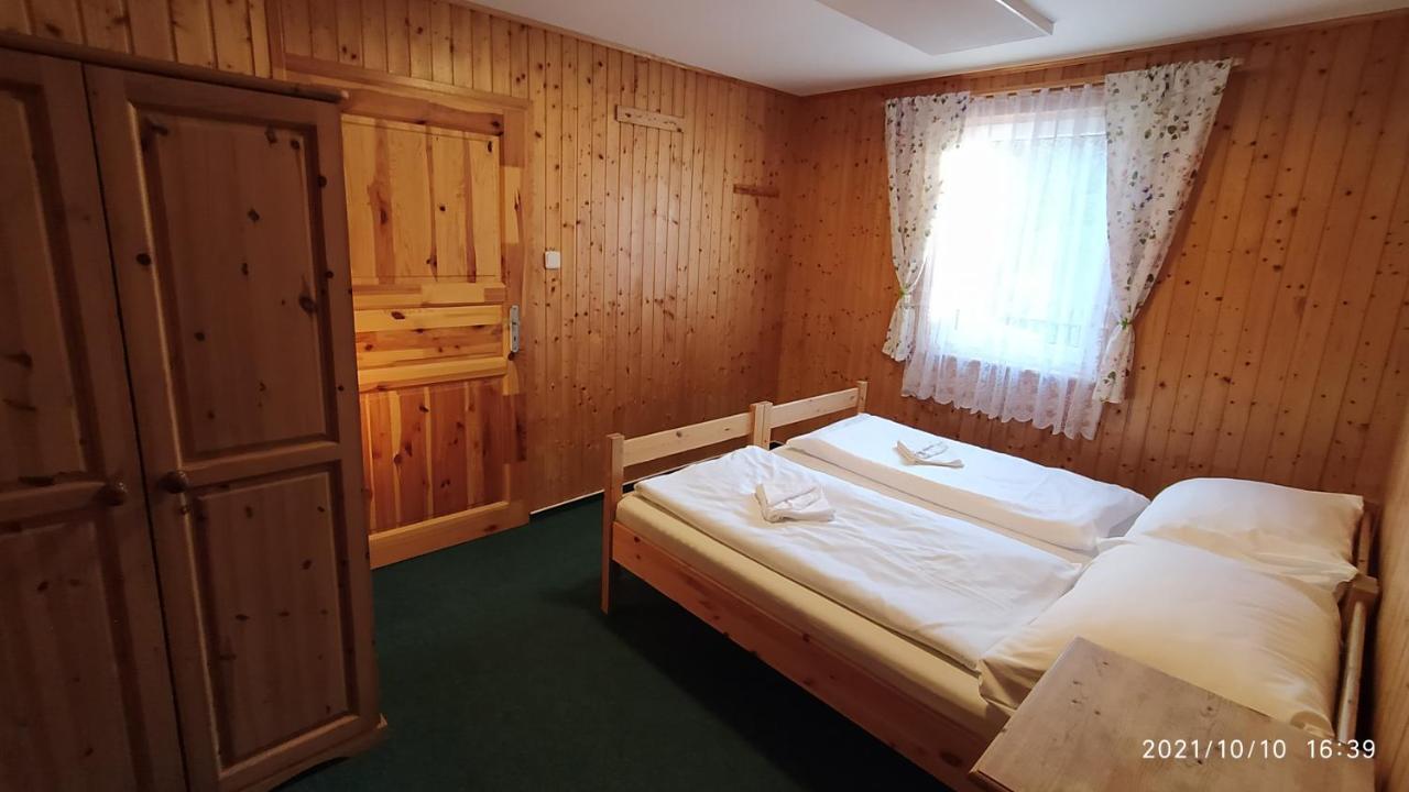 Penzion U Rybnika Mariánská Exteriör bild