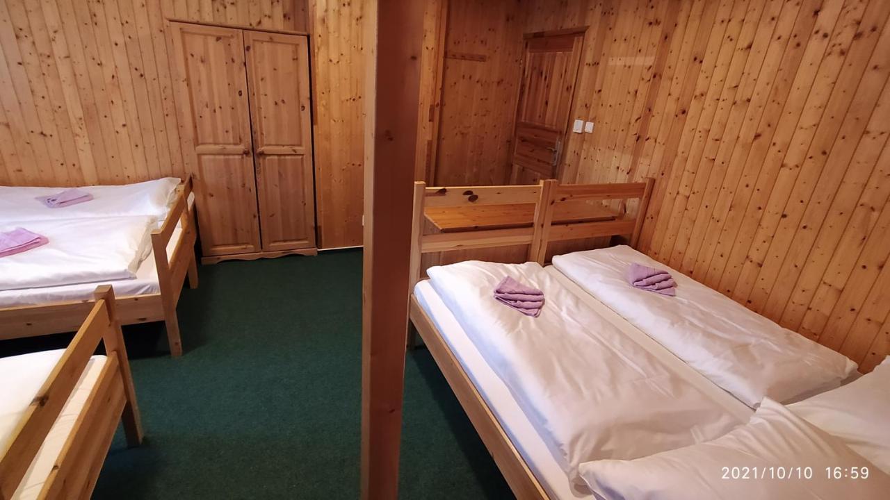 Penzion U Rybnika Mariánská Exteriör bild