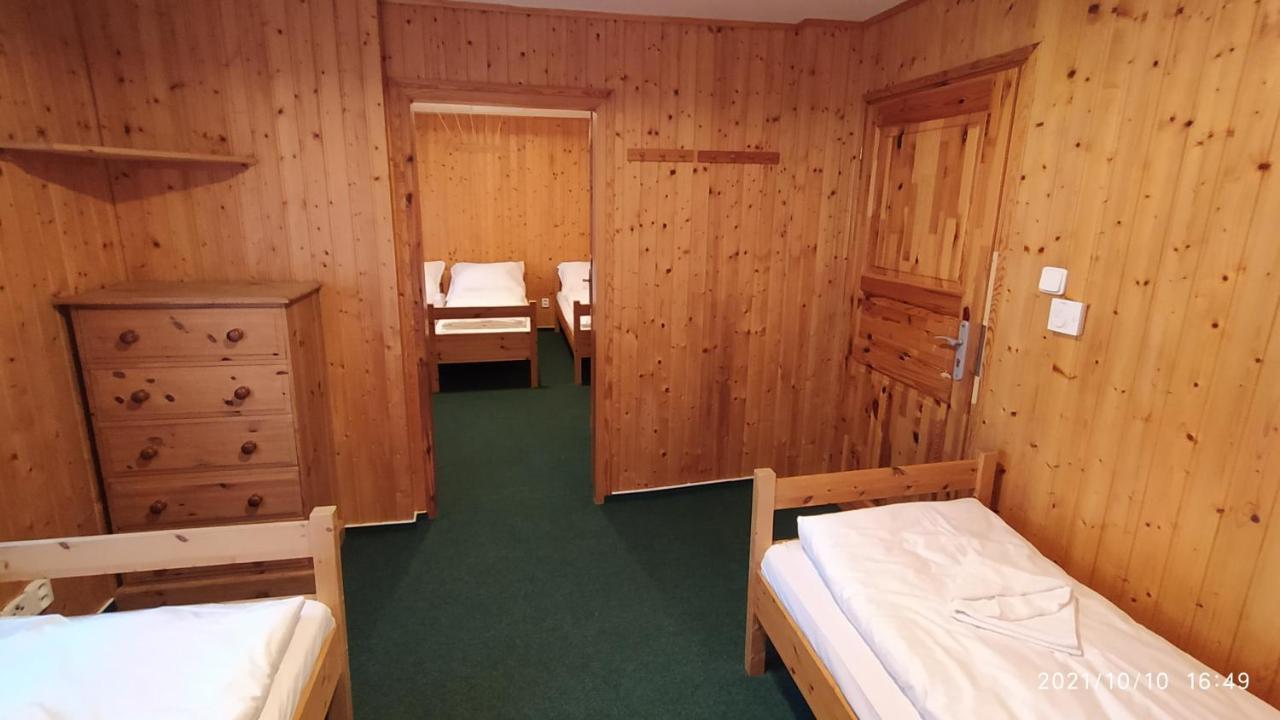 Penzion U Rybnika Mariánská Exteriör bild